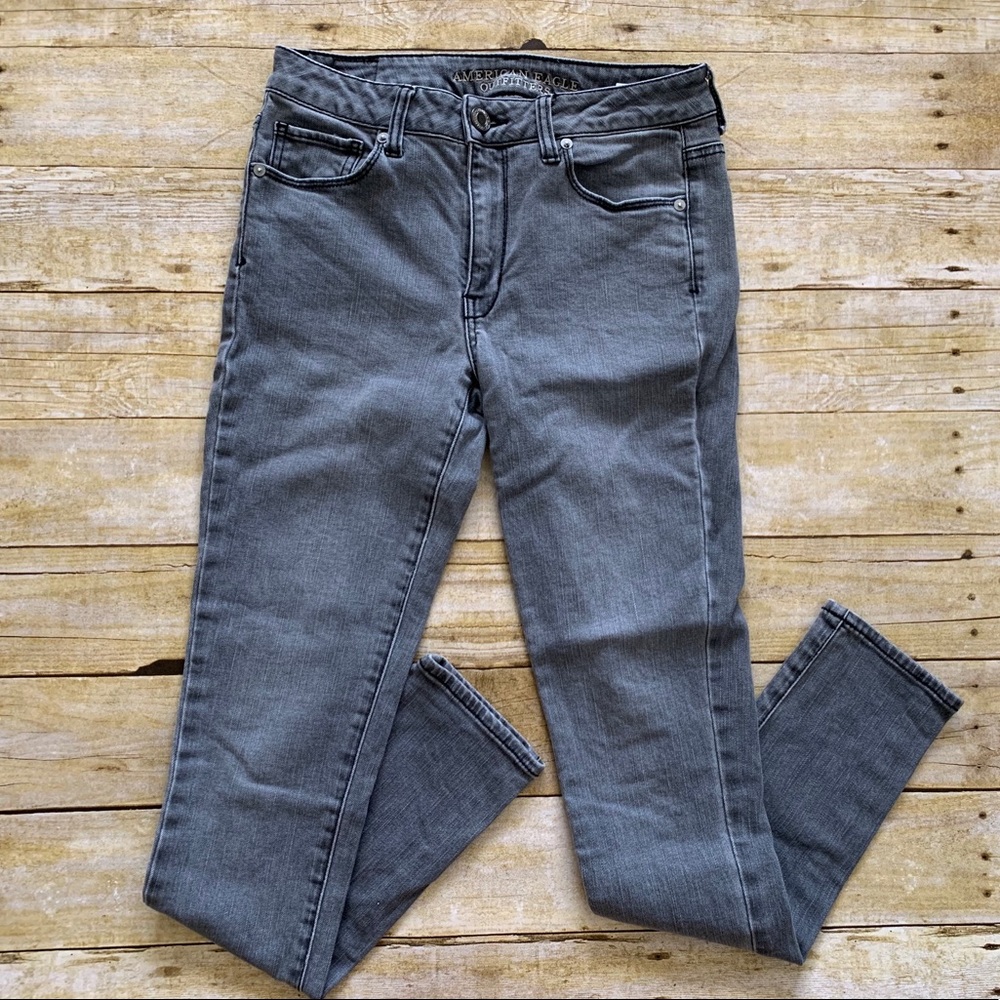 Grey American Eagle Skinny Jeans